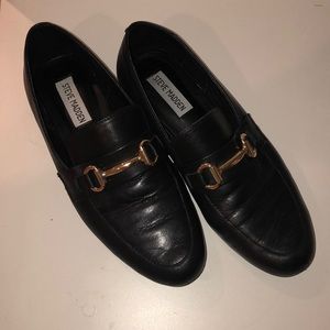 Steve Madden black leather loafers